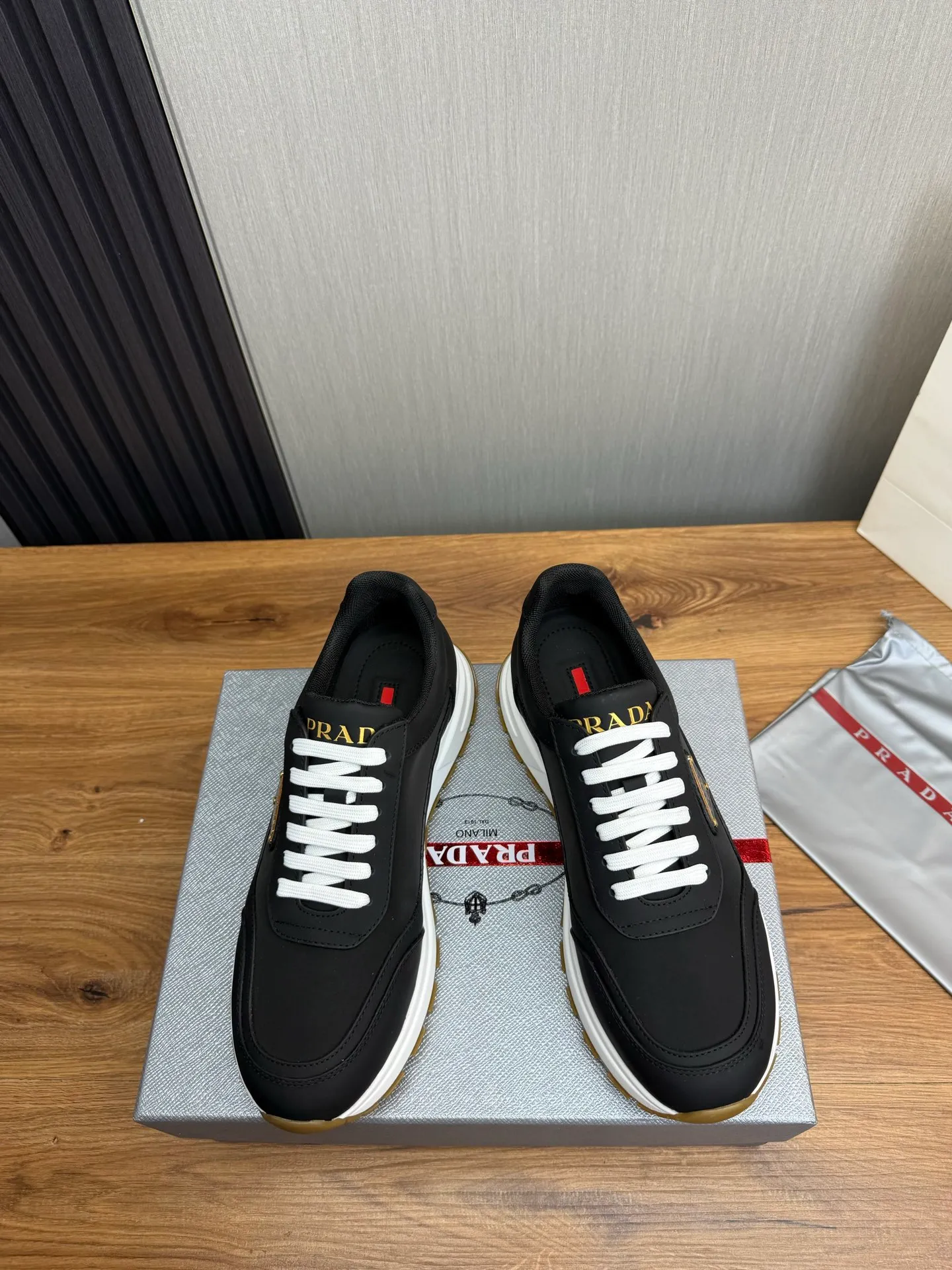 Men's shoes 💰580💰 [PRADA] Popular men's shoes shipped 👏Official website synchronization ⬆️Original cowhide fabric + cowhide lining, 1⃣️:1⃣️reproduction, original sole, 38-45 (45. Customized, non-refundable)